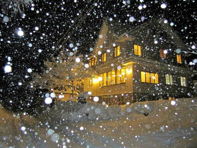 Отель Hakuba Vivaldi Экстерьер фото