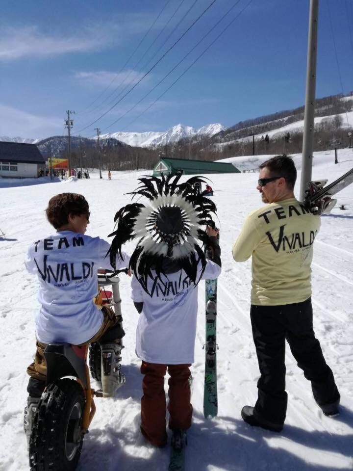 Отель Hakuba Vivaldi Экстерьер фото